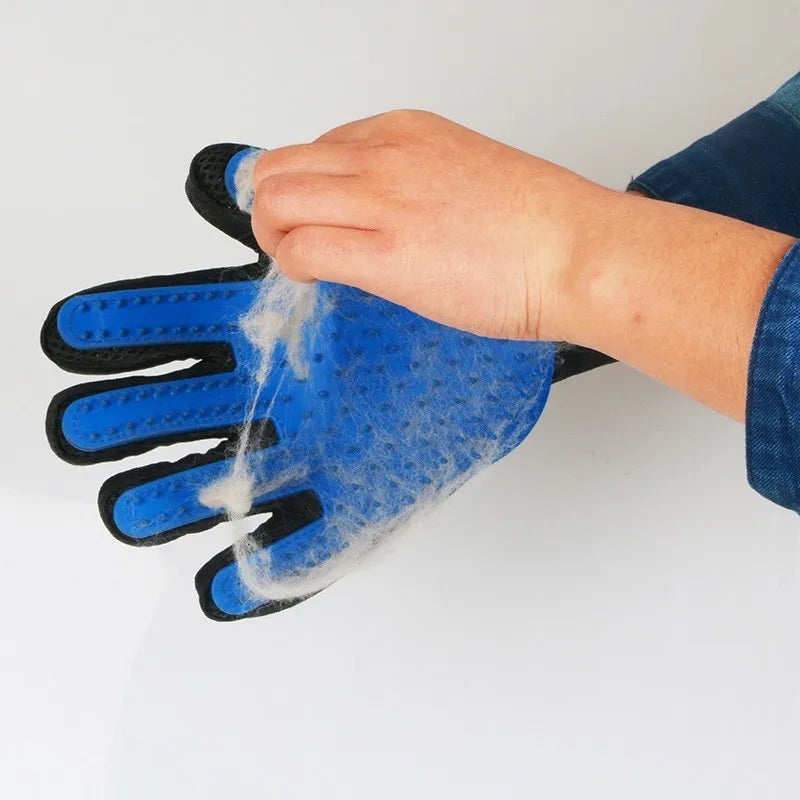 YTYINCN Pet Grooming Glove For Cats And Dogs Deshedding Brush